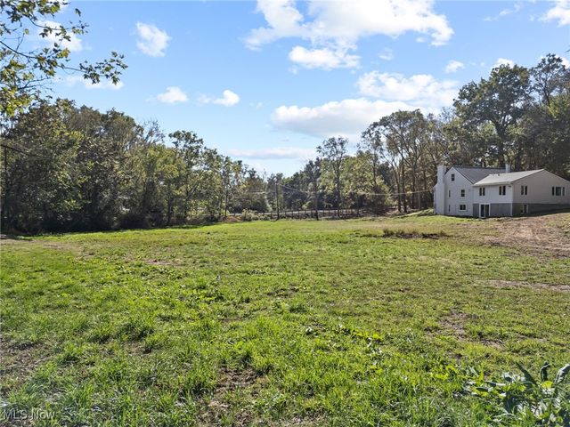 1043 Krumroy Road, Akron, OH 44306