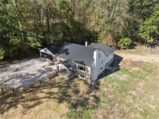 1043 Krumroy Road, Akron, OH 44306