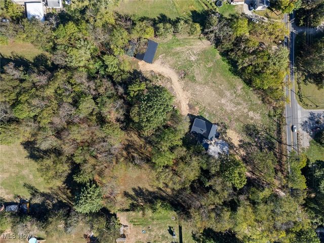 1043 Krumroy Road, Akron, OH 44306