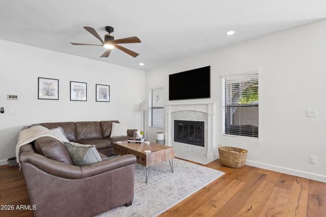 1983 E PALOMINO Drive, Tempe, AZ 85284
