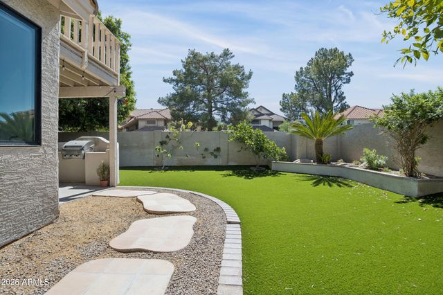 1983 E PALOMINO Drive, Tempe, AZ 85284