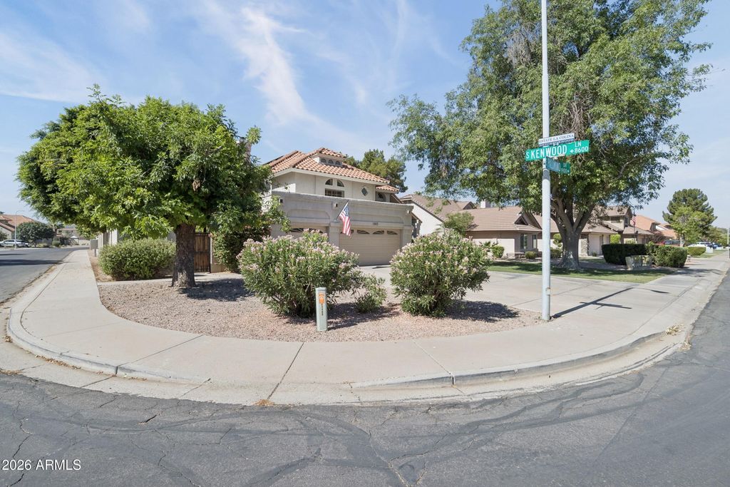 1983 E PALOMINO Drive, Tempe, AZ 85284 — photo 4