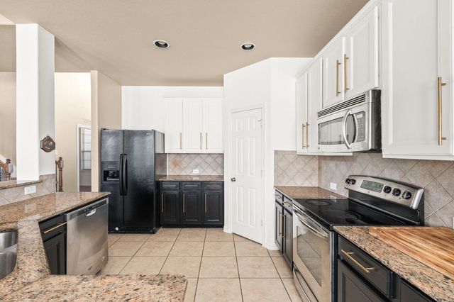 408 Fairway Bluff Drive, Wylie, TX 75098