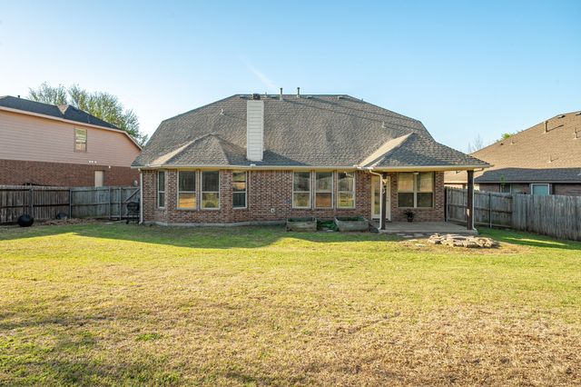 408 Fairway Bluff Drive, Wylie, TX 75098