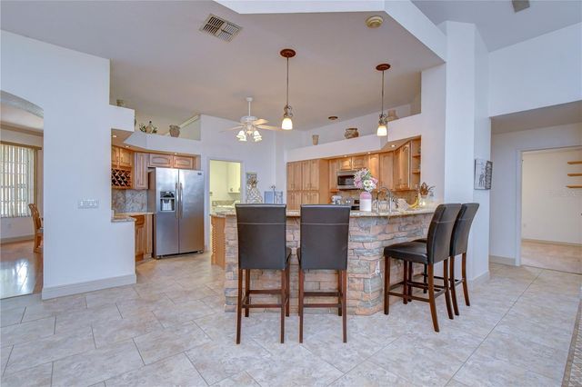 3810 TURKEY OAK DRIVE, Valrico, FL 33596