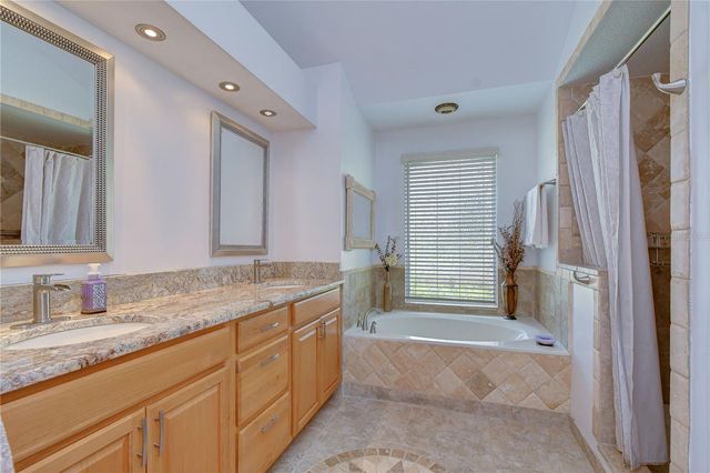 3810 TURKEY OAK DRIVE, Valrico, FL 33596