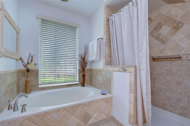 3810 TURKEY OAK DRIVE, Valrico, FL 33596