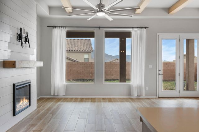6926 Cleary Loop NE, Rio Rancho, NM 87144