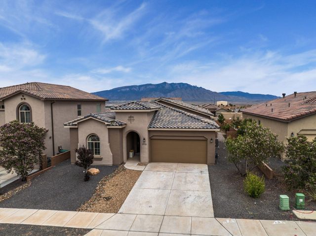 6926 Cleary Loop NE, Rio Rancho, NM 87144
