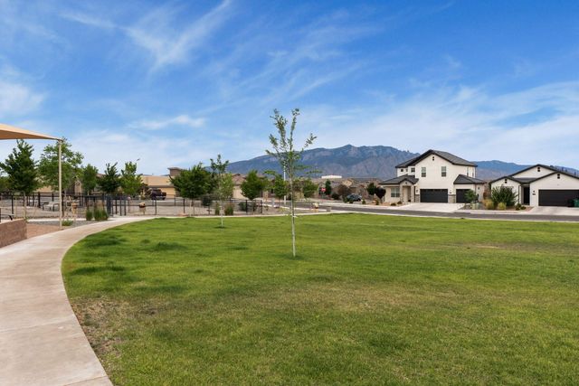 6926 Cleary Loop NE, Rio Rancho, NM 87144