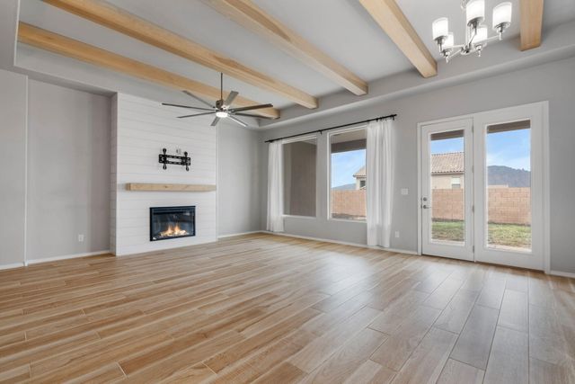 6926 Cleary Loop NE, Rio Rancho, NM 87144