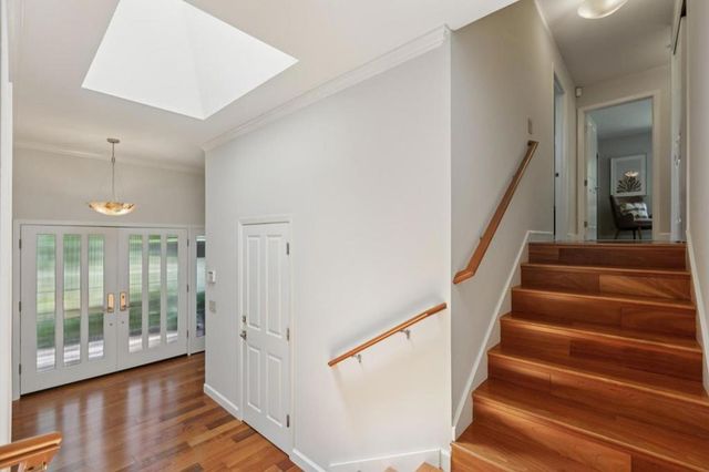 1185 Trinity Drive, Menlo Park, CA 94025