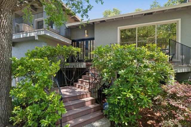 1185 Trinity Drive, Menlo Park, CA 94025