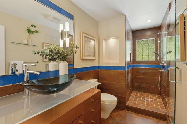 1185 Trinity Drive, Menlo Park, CA 94025