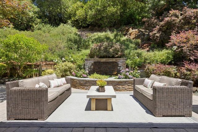 1185 Trinity Drive, Menlo Park, CA 94025