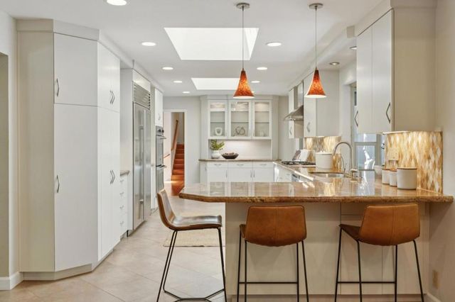 1185 Trinity Drive, Menlo Park, CA 94025