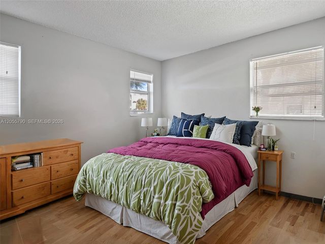8600 Sunrise Lakes Boulevard 201, Sunrise, FL 33322