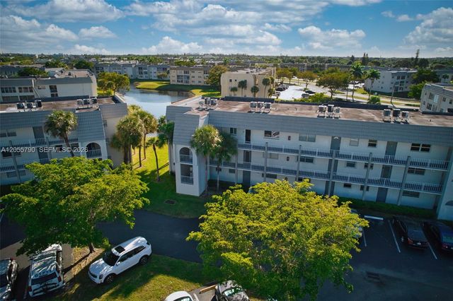8600 Sunrise Lakes Boulevard 201, Sunrise, FL 33322