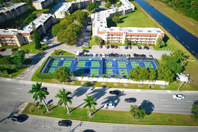 8600 Sunrise Lakes Boulevard 201, Sunrise, FL 33322