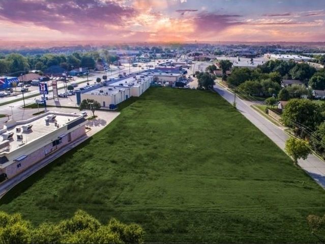 5445 Robin Road, Garland, TX 75043