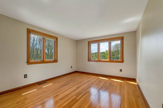 218 Brookside Drive, Hartford, VT 05001