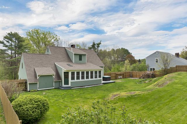 218 Brookside Drive, Hartford, VT 05001