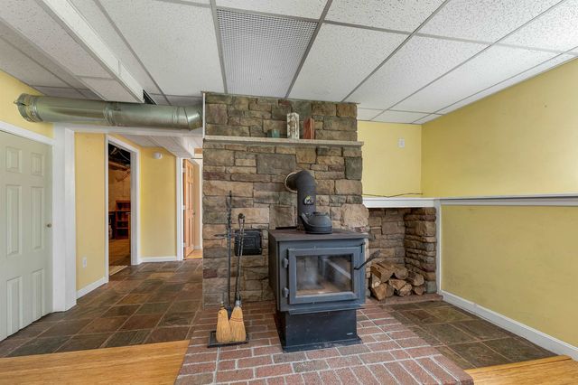 218 Brookside Drive, Hartford, VT 05001