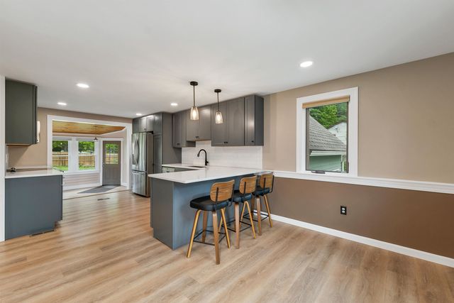 218 Brookside Drive, Hartford, VT 05001