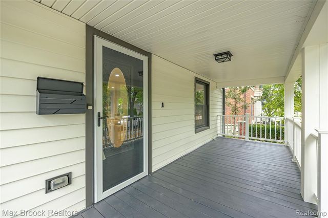 967 Ann Street, Birmingham, MI 48009