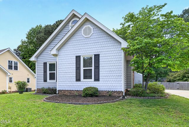 106 Allison Way, Cary, NC 27511