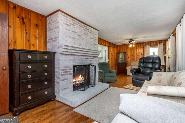 4270 S Main Street, Acworth, GA 30101