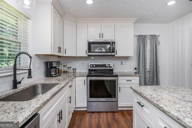 4270 S Main Street, Acworth, GA 30101