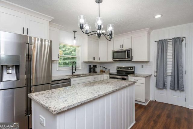 4270 S Main Street, Acworth, GA 30101