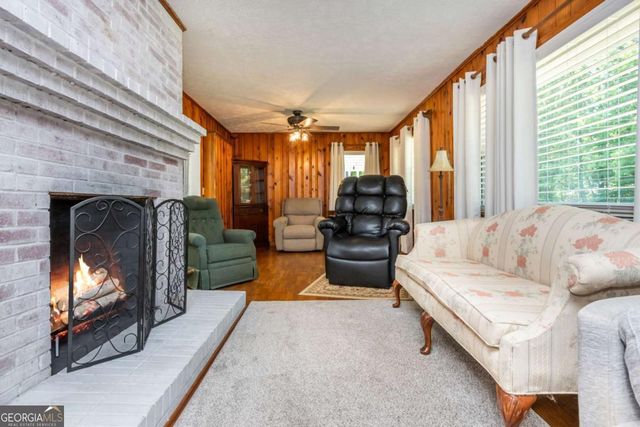 4270 S Main Street, Acworth, GA 30101