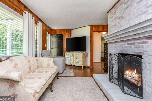 4270 S Main Street, Acworth, GA 30101