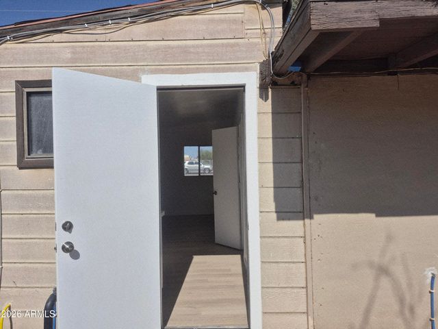 7508 W Orangewood Avenue 5, Glendale, AZ 85303