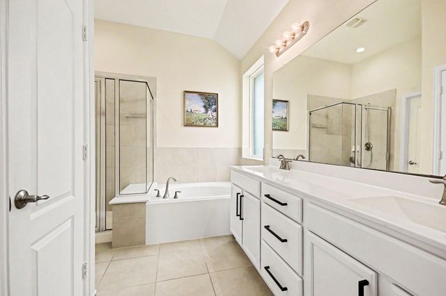 135 Rio Grande Drive, Baytown, TX 77523