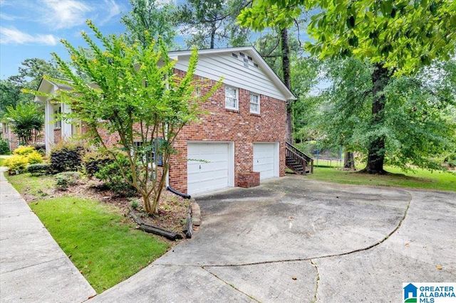 3228 MOCKINGBIRD LANE, Hoover, AL 35226