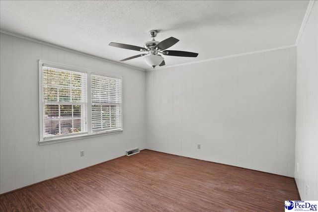 864 Thunderbird Drive, Florence, SC 29501