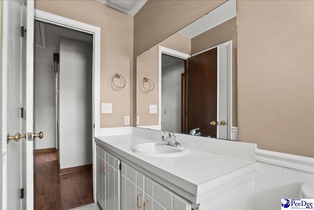 864 Thunderbird Drive, Florence, SC 29501
