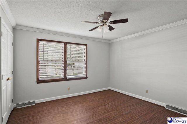 864 Thunderbird Drive, Florence, SC 29501