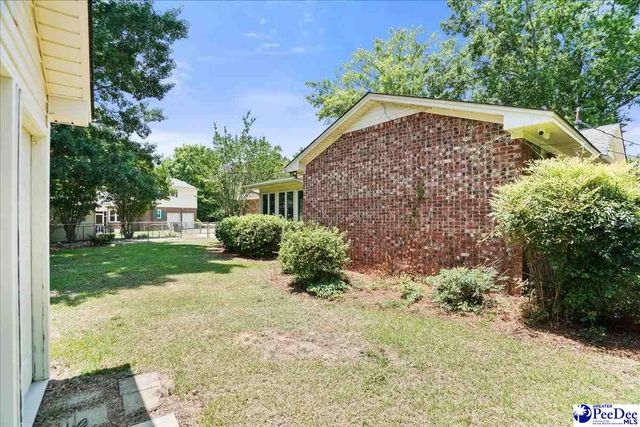 864 Thunderbird Drive, Florence, SC 29501