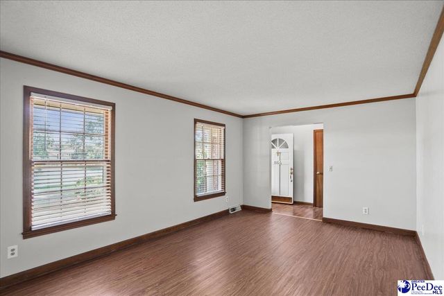 864 Thunderbird Drive, Florence, SC 29501