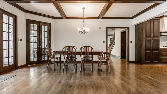 14300 Oakbrook Court, Carmel, IN 46033
