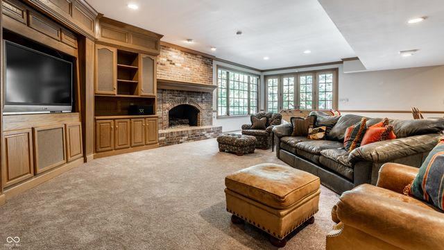 14300 Oakbrook Court, Carmel, IN 46033