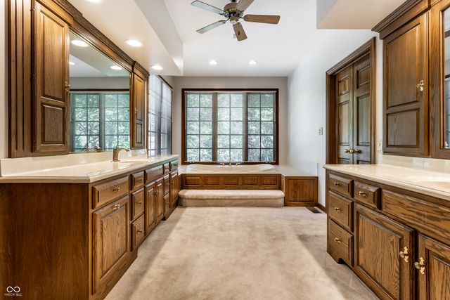 14300 Oakbrook Court, Carmel, IN 46033