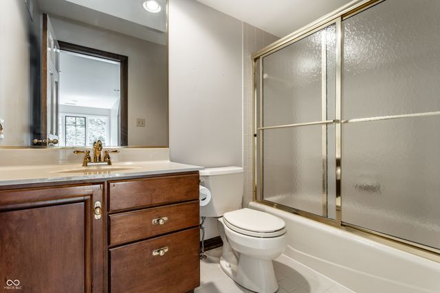 14300 Oakbrook Court, Carmel, IN 46033