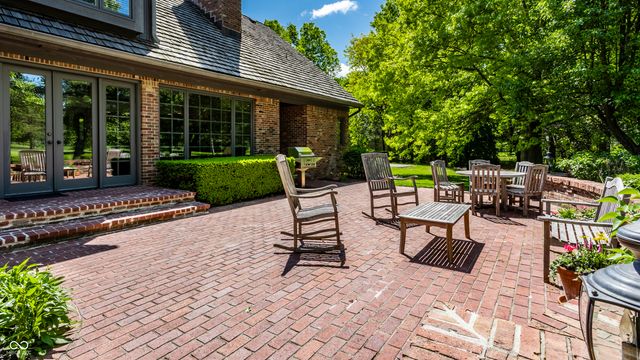 14300 Oakbrook Court, Carmel, IN 46033