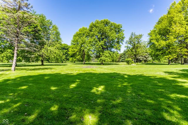 14300 Oakbrook Court, Carmel, IN 46033