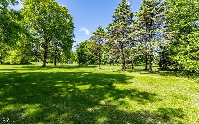14300 Oakbrook Court, Carmel, IN 46033